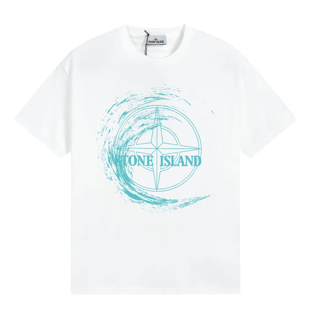 W601#P110💰 2025🆕 Stone lsland/Stone Island personalized compass printed short-sleeved T-shirt ⚠️[Original creation with high control of details] - Made of 260 grams of combed cotton double yarn, soft and comfortable to the touch, sweat-absorbent and breathable. - Simple, basic and versatile style, original single quality, the first choice for couples. - Made in a large factory, four needles and five threads on the shoulder, neat alignment, high quality workmanship. - Same style for men and women. Very versatile, one piece for everyone, details are clearly visible. Color: black and white black blue white Size: M L